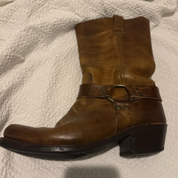 Frye Women’s Brown Leather Harness Boots Sz 10 - Picture 3 of 7